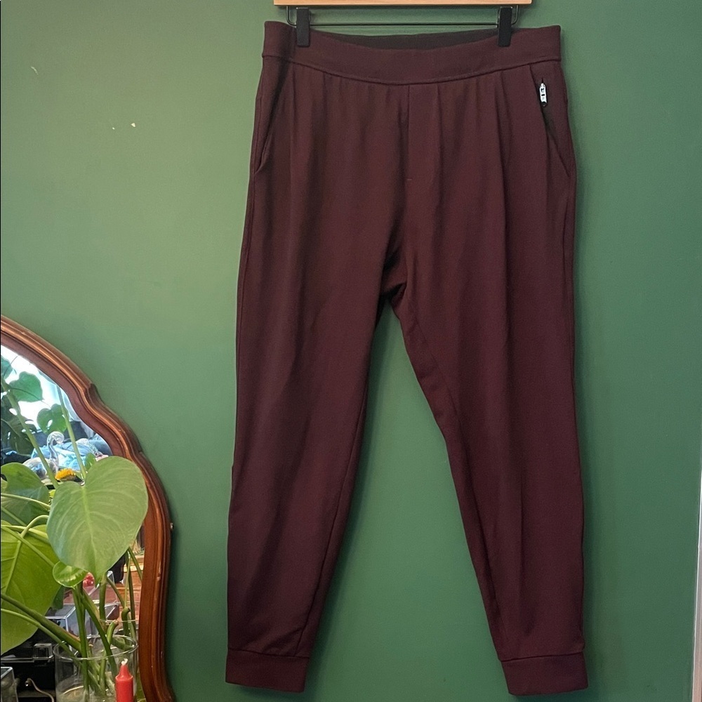 Public Rec Gamechanger Eggplant Mens 34x30 Joggers Athleisure - Picture 1 of 11